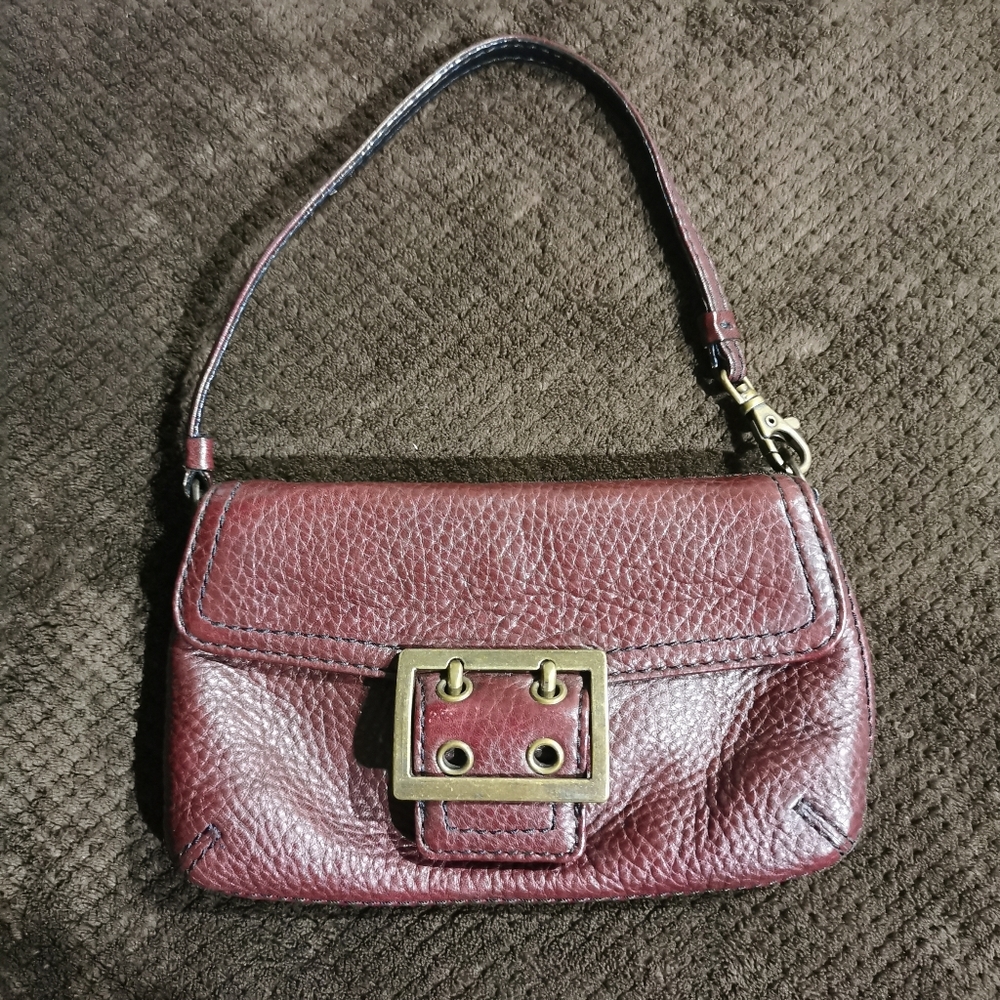 Burgundy Antique Brass Wristlet EUC #224